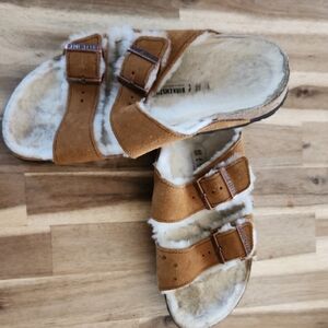 Birkenstock Tan Suede Shearling Lined Slide with Buckle